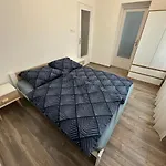 La Pihenohaz شقة