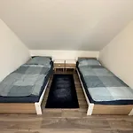 La Pihenohaz شقة *